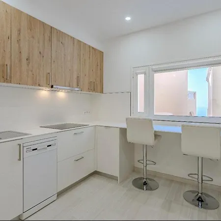 2 Bedroom Apartment Costa Adeje (Tenerife)