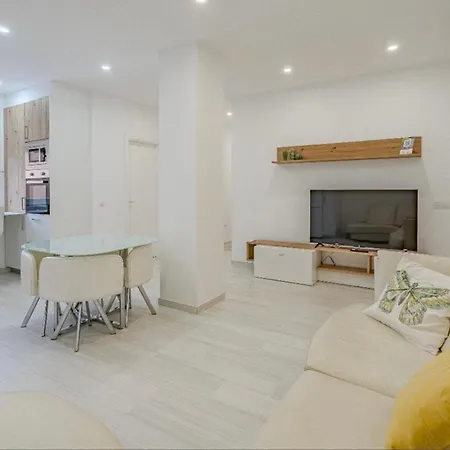 2 Bedroom Costa Adeje (Tenerife)