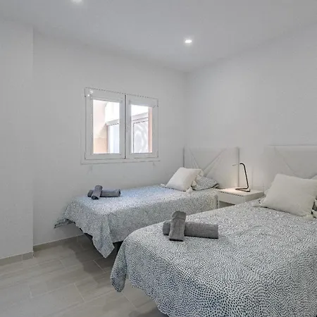 2 Bedroom