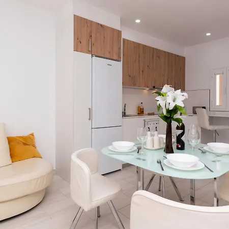 Apartment 2 Bedroom