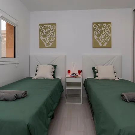 2 Bedroom Costa Adeje (Tenerife)